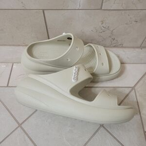 Crocs Classic Crush Bone Beige unisex men's 8 women's 10.